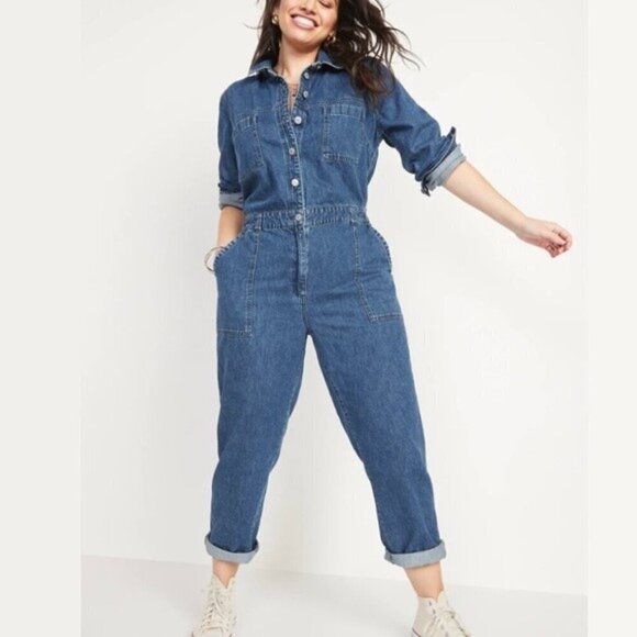 COPY - NWT! Long-Sleeve Cropped Med Wash Jean Utility Jumpsuit - Small - Picture 4 of 4